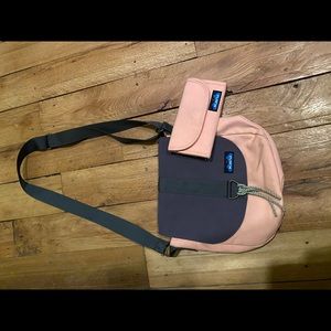 Pink and Farm gray Kavu Purse and matching wallet